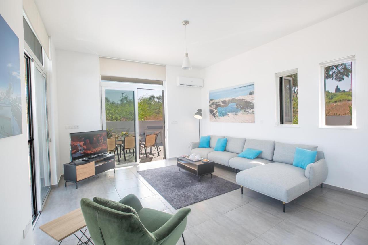 Polymnia Luxury Villas Protaras Buitenkant foto