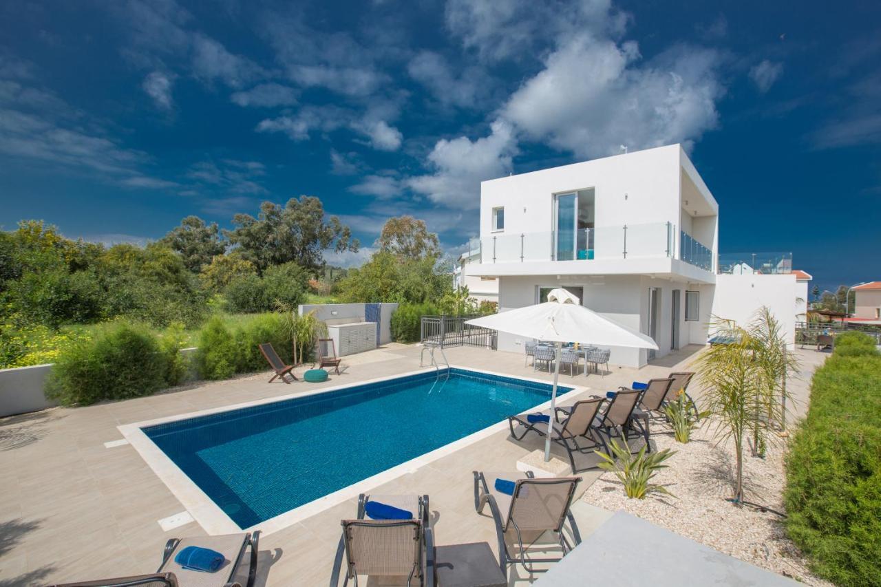 Polymnia Luxury Villas Protaras Buitenkant foto