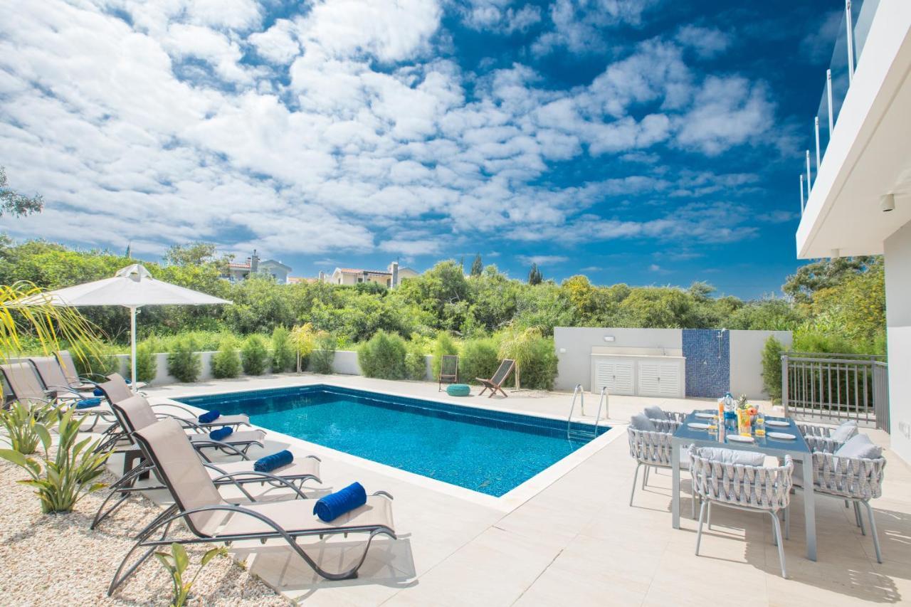 Polymnia Luxury Villas Protaras Buitenkant foto
