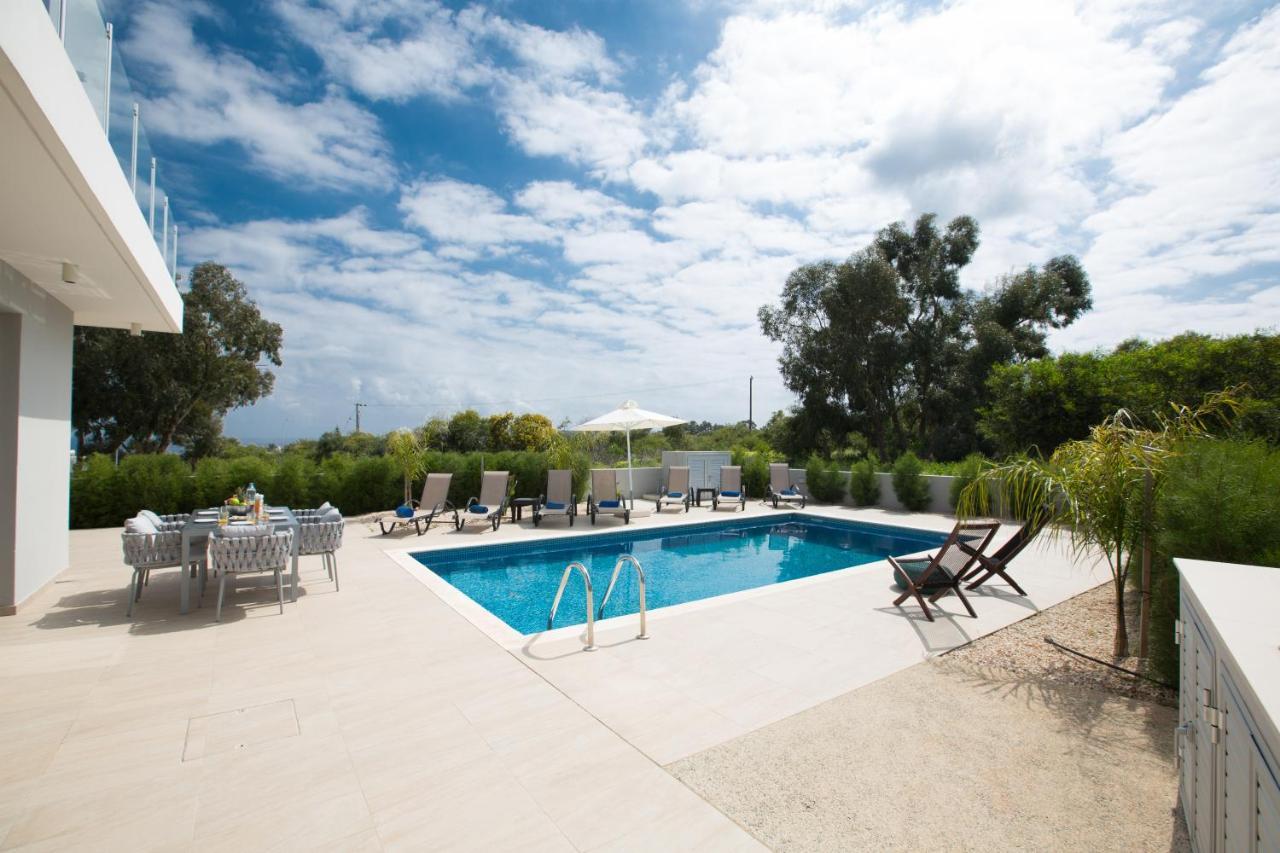 Polymnia Luxury Villas Protaras Buitenkant foto
