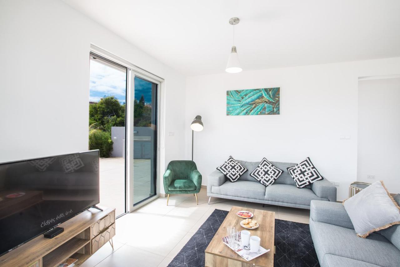 Polymnia Luxury Villas Protaras Buitenkant foto
