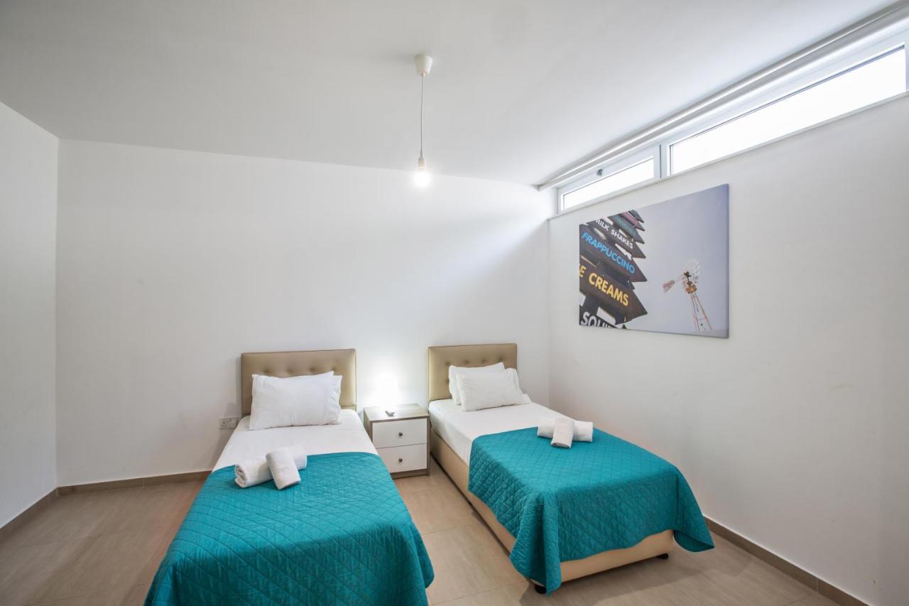 Polymnia Luxury Villas Protaras Buitenkant foto